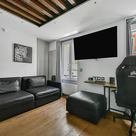 Le Sorrento - 2 Prs - Metro 12 - Proche Paris Apartment *